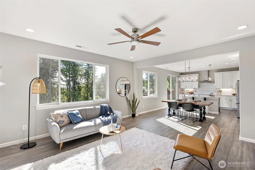 Property photo for 9853 Alpenglow Way, Gig Harbor photo 4