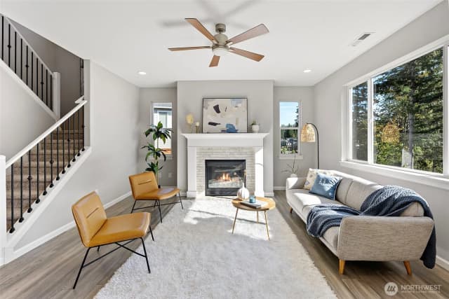 Property photo for 9853 Alpenglow Way, Gig Harbor photo 5
