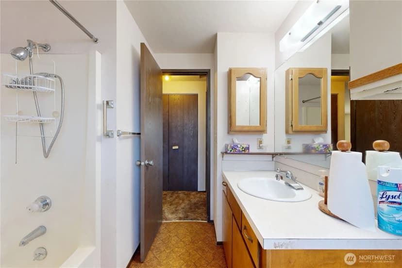 Property photo for 662 Sw 1st. Street, College Place photo 16