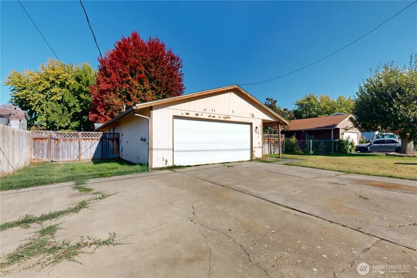 Property photo for 662 Sw 1st. Street, College Place photo 31
