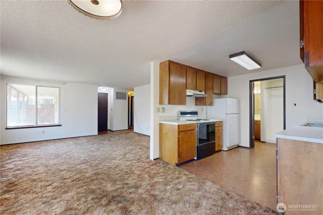 Property photo for 662 Sw 1st. Street, College Place photo 5