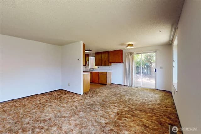 Property photo for 662 Sw 1st. Street, College Place photo 3
