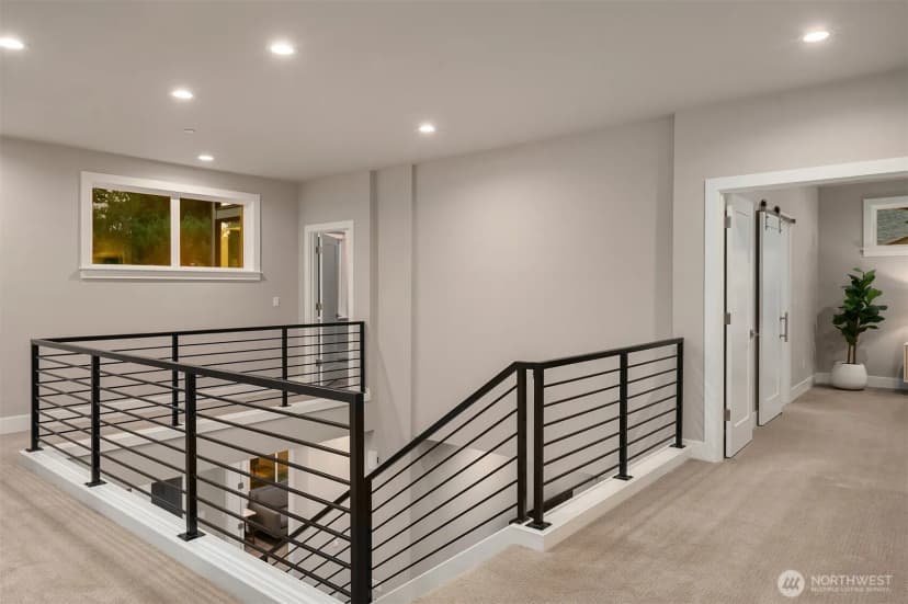 Property photo for 7609 Ne 155th Street, Kenmore photo 19