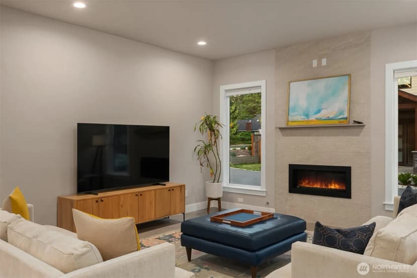 Property photo for 7609 Ne 155th Street, Kenmore photo 15