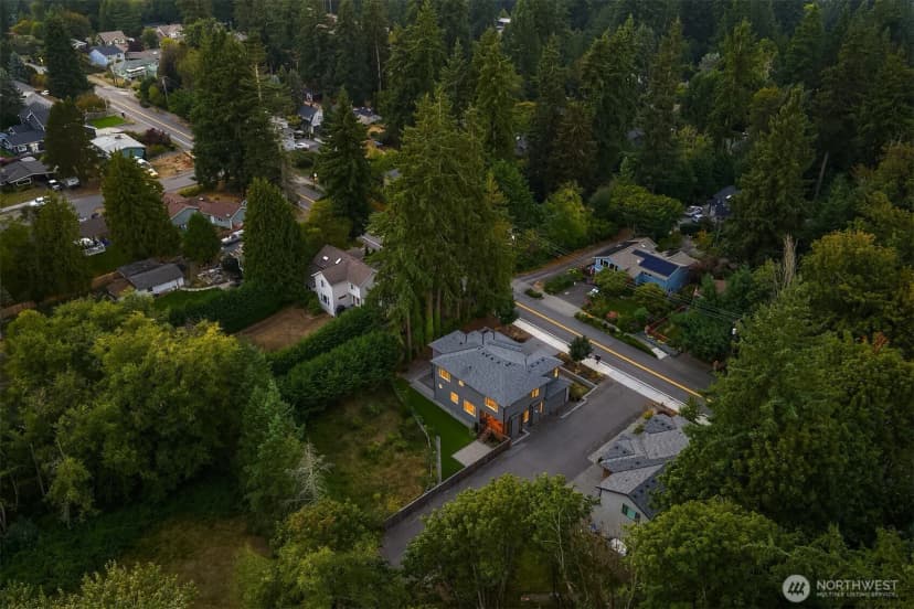 Property photo for 7609 Ne 155th Street, Kenmore photo 37