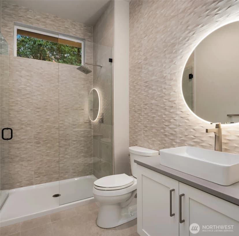 Property photo for 7609 Ne 155th Street, Kenmore photo 17