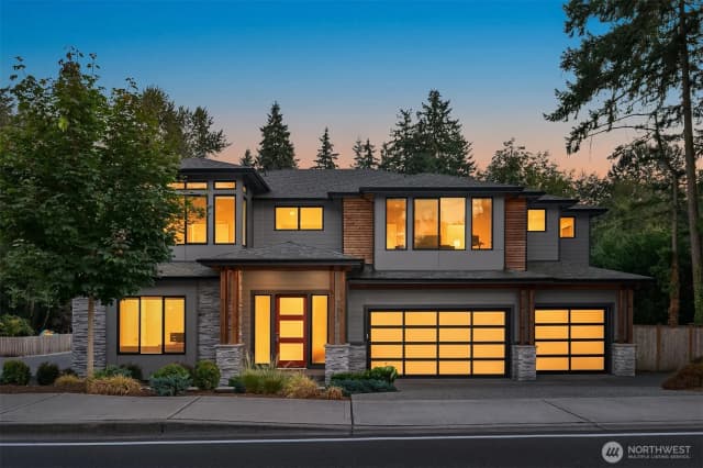 Property photo for 7609 Ne 155th Street, Kenmore