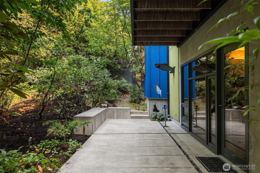 Property photo for 210 34th Avenue E, Seattle photo 33