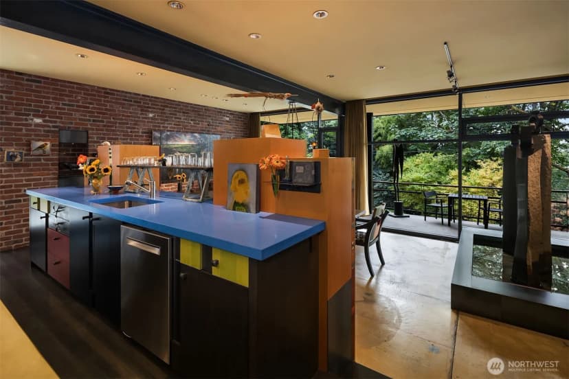 Property photo for 210 34th Avenue E, Seattle photo 23