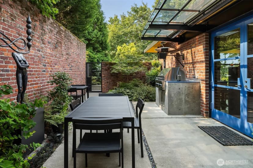 Property photo for 210 34th Avenue E, Seattle photo 19