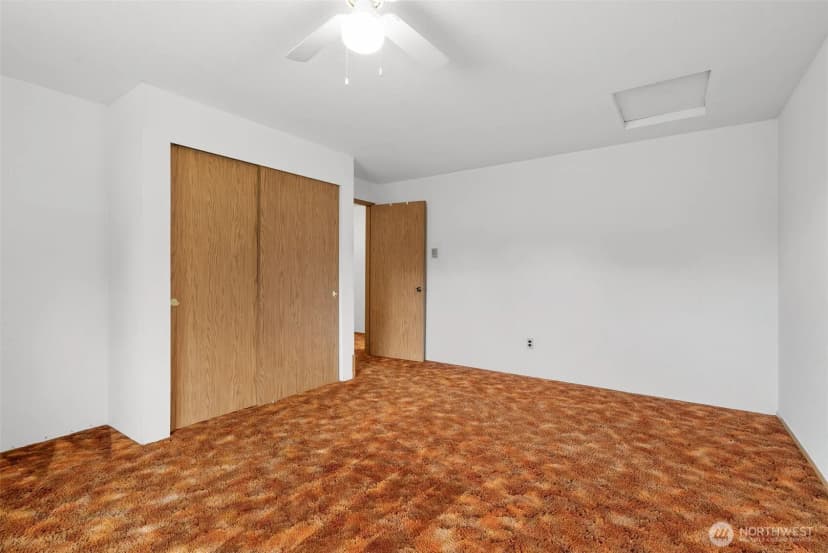Property photo for 1020 294th Street S, Roy photo 9