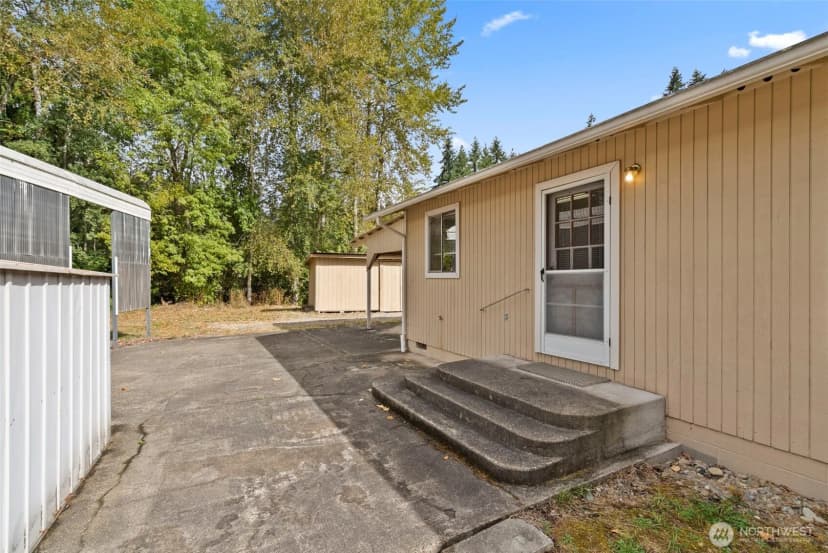 Property photo for 1020 294th Street S, Roy photo 13