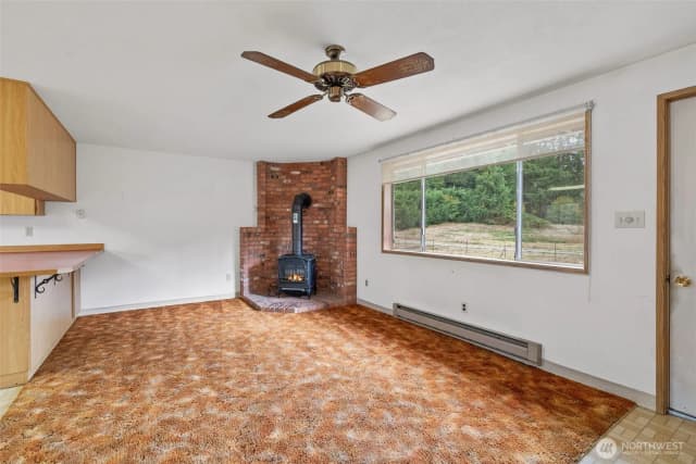 Property photo for 1020 294th Street S, Roy photo 3