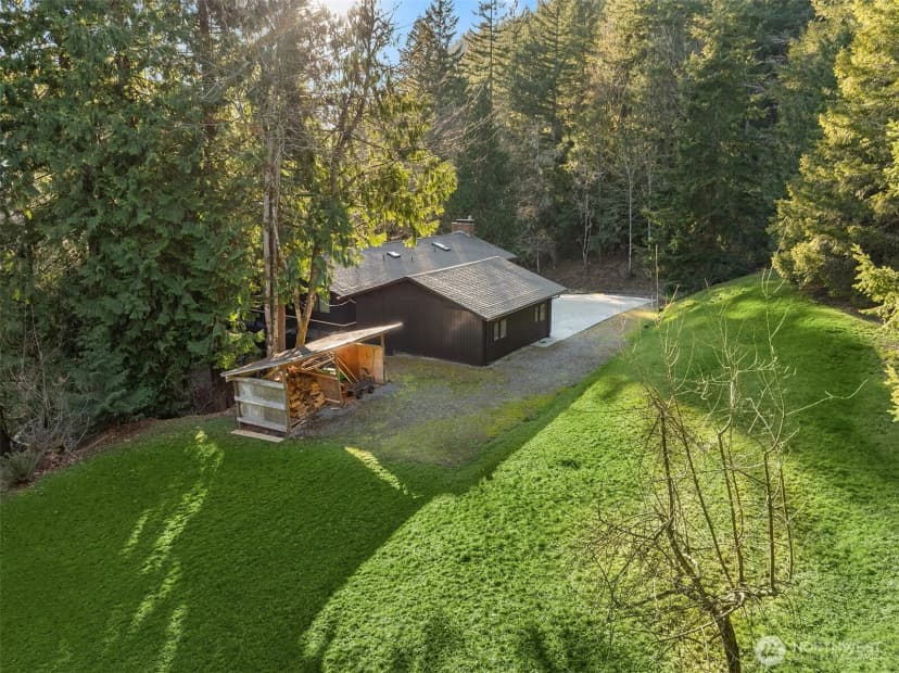 Property photo for 6701 277th Way Se, Issaquah photo 35