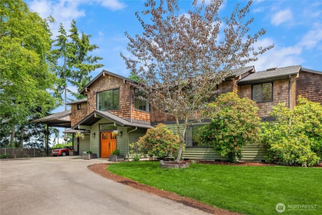 Property photo for 15194 Sunrise Drive Ne, Bainbridge Island