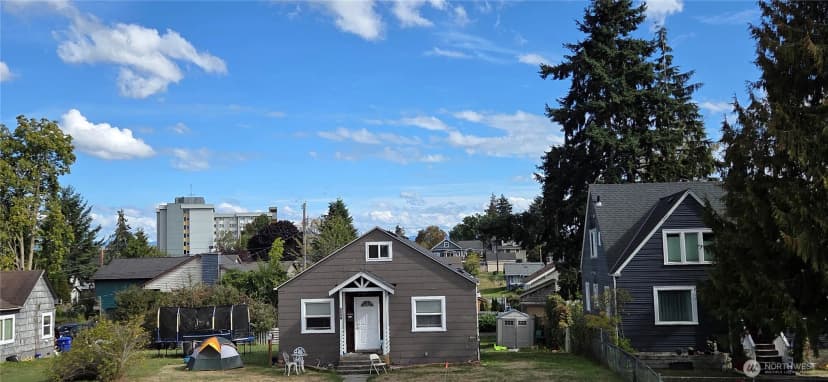 Property photo for 1512 Rainier Avenue, Everett photo 5
