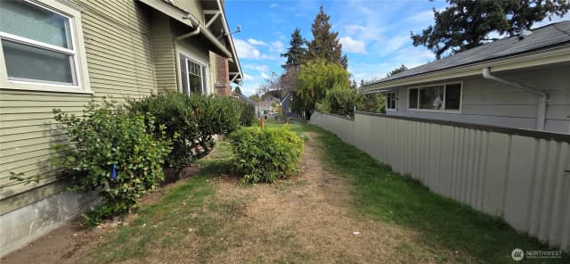 Property photo for 1512 Rainier Avenue, Everett photo 3