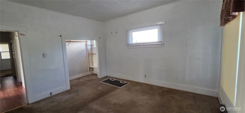 Property photo for 1512 Rainier Avenue, Everett photo 13