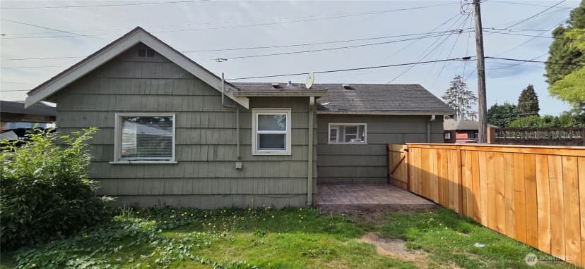 Property photo for 1512 Rainier Avenue, Everett photo 23