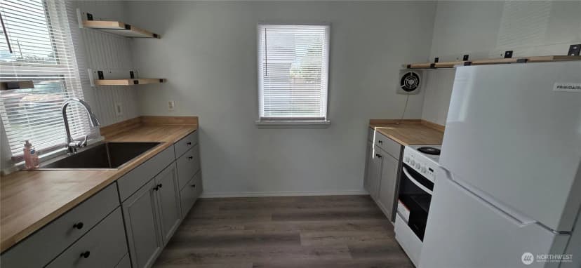 Property photo for 1512 Rainier Avenue, Everett photo 26