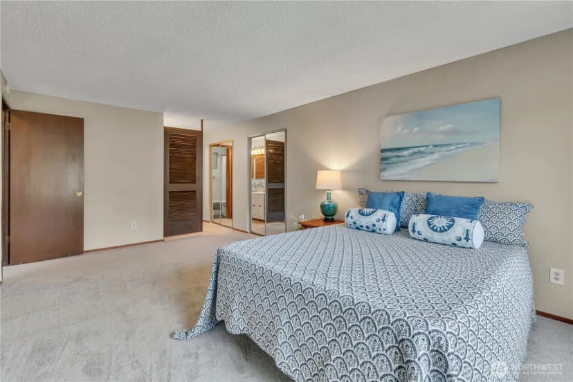 Property photo for 24816 11th Avenue S, Des Moines photo 12