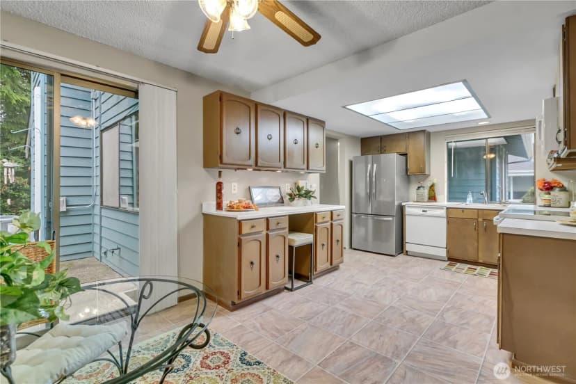Property photo for 24816 11th Avenue S, Des Moines photo 10