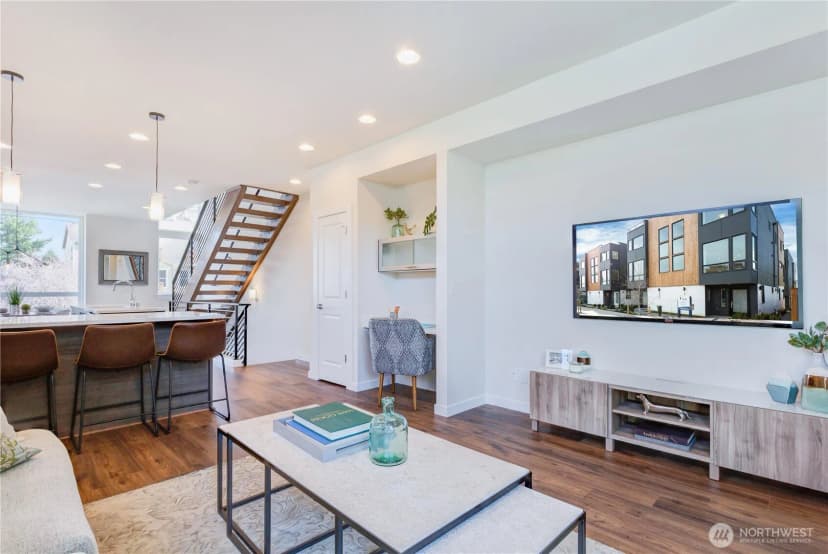 Property photo for 9237 B 16th Avenue Sw, Seattle photo 17