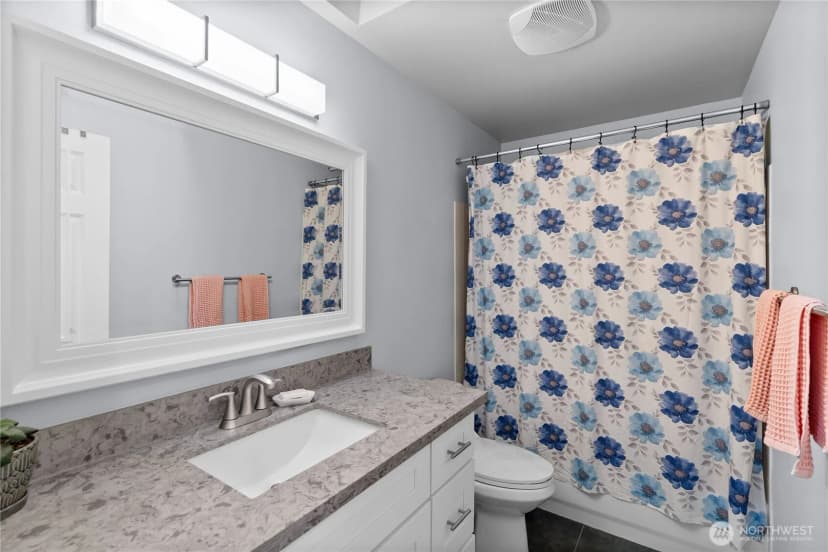 Property photo for 5421 S Roxbury Street, Seattle photo 20