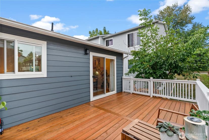Property photo for 5421 S Roxbury Street, Seattle photo 11