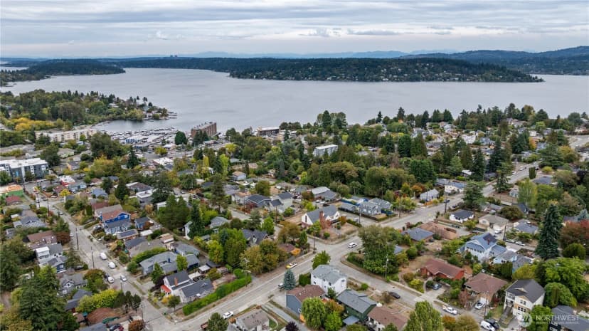 Property photo for 5421 S Roxbury Street, Seattle photo 36