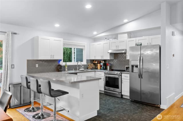 Property photo for 5421 S Roxbury Street, Seattle photo 5