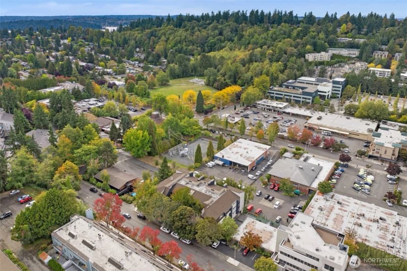 Property photo for 3055 80th Avenue Se #201, Mercer Island photo 21