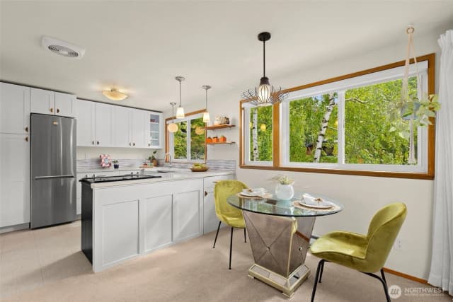 Property photo for 3055 80th Avenue Se #201, Mercer Island photo 3
