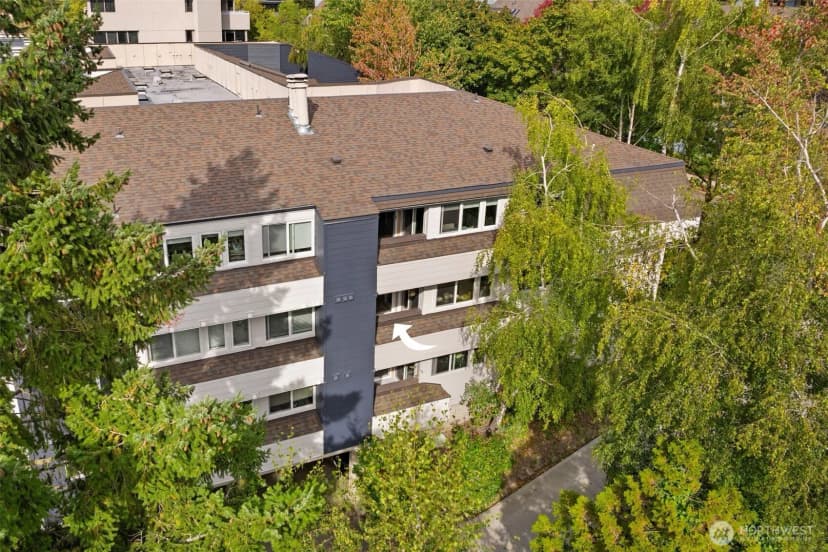 Property photo for 3055 80th Avenue Se #201, Mercer Island photo 18