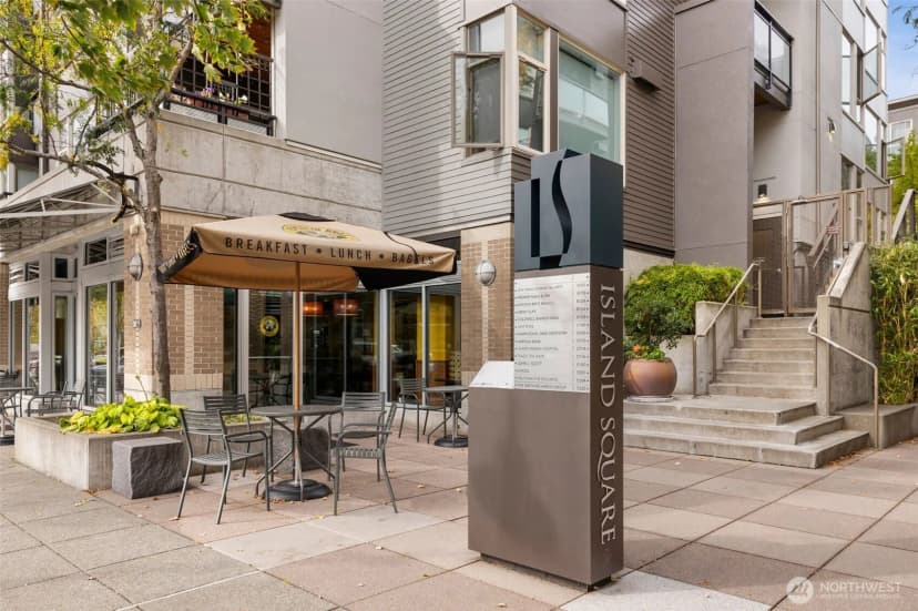Property photo for 3055 80th Avenue Se #201, Mercer Island photo 23
