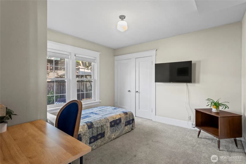 Property photo for 1717 N Cedar Street, Tacoma photo 13