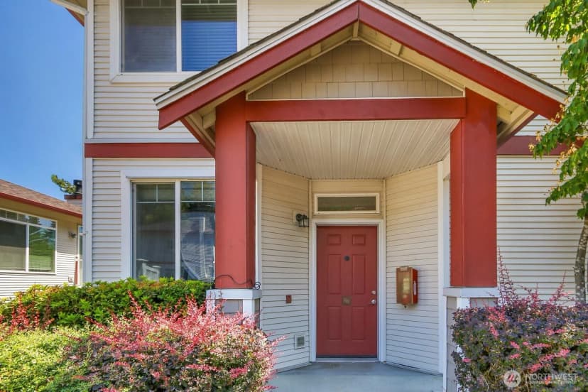 Property photo for 14902 29th Avenue W #f101, Lynnwood