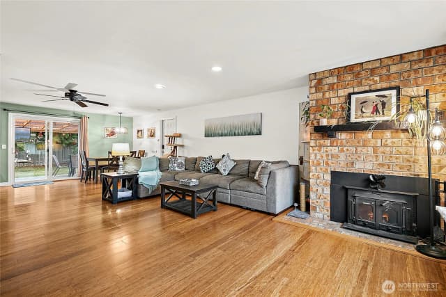 Property photo for 11812 Se 253rd Street, Kent photo 4