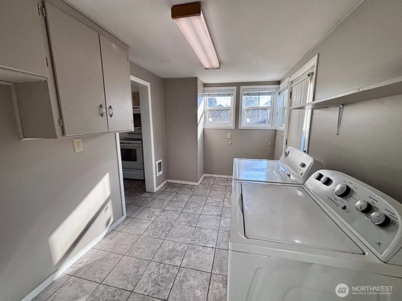 Property photo for 406 W 7th Avenue, Ellensburg photo 11