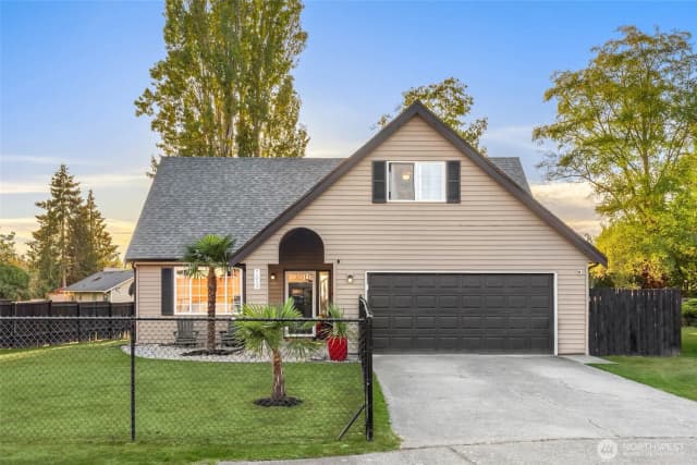 Property photo for 1659 S 245th Place, Des Moines