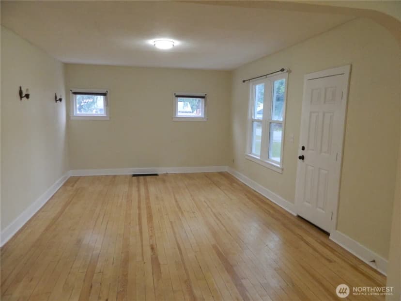 Property photo for 226 2nd Street W, Tonasket photo 8