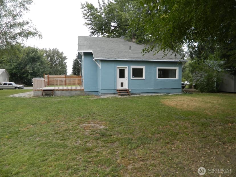 Property photo for 226 2nd Street W, Tonasket photo 6