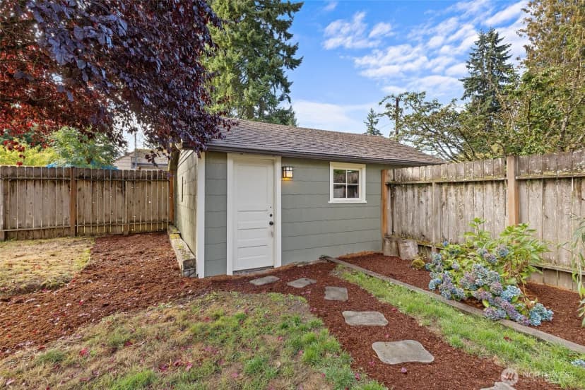 Property photo for 2202 73rd Street Se, Everett photo 25