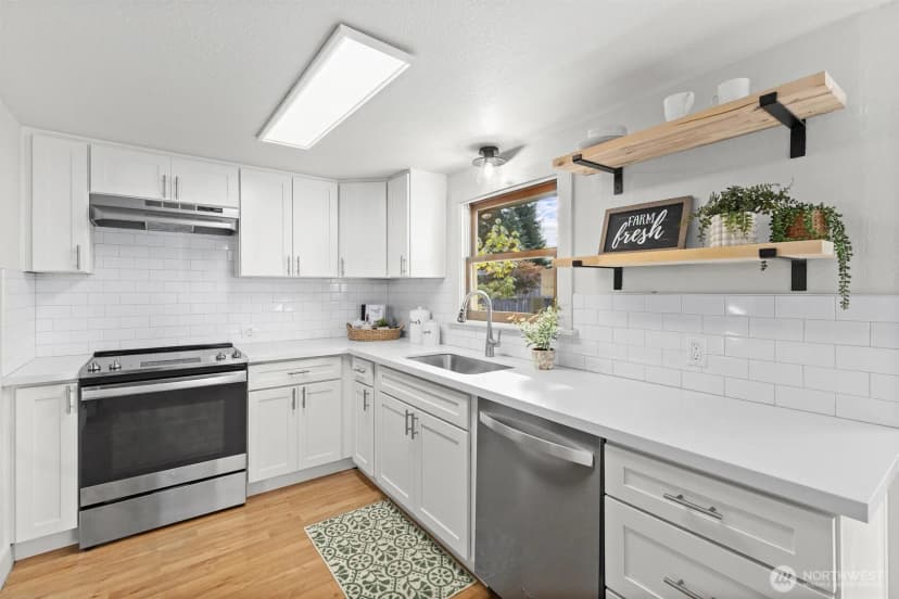 Property photo for 2202 73rd Street Se, Everett photo 15