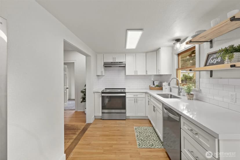 Property photo for 2202 73rd Street Se, Everett photo 18