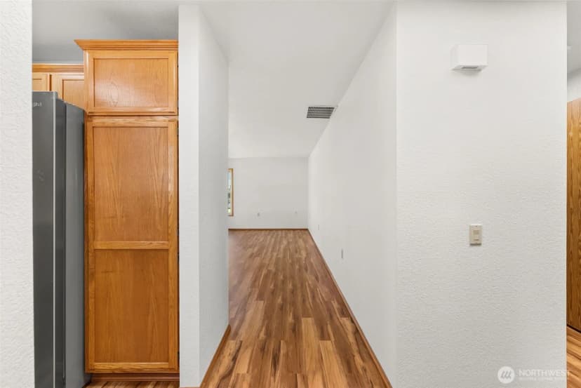 Property photo for 1222 Searle Drive, Centralia photo 6