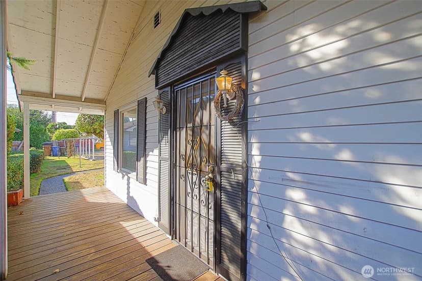 Property photo for 4612 N 30th Street, Tacoma photo 17