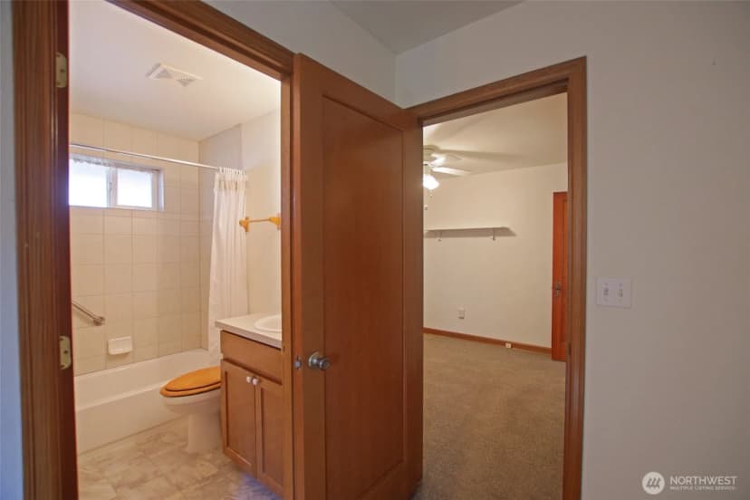 Property photo for 4612 N 30th Street, Tacoma photo 11