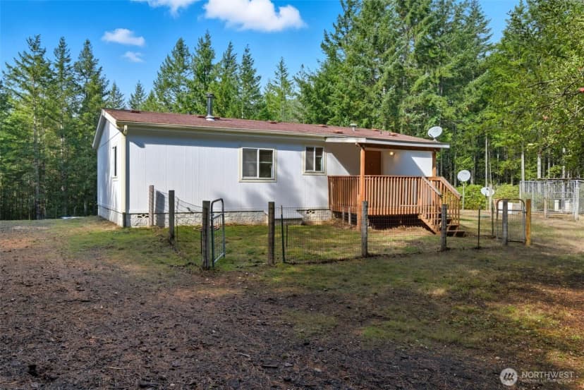 Property photo for 2930 Legend Lane Nw, Seabeck photo 14