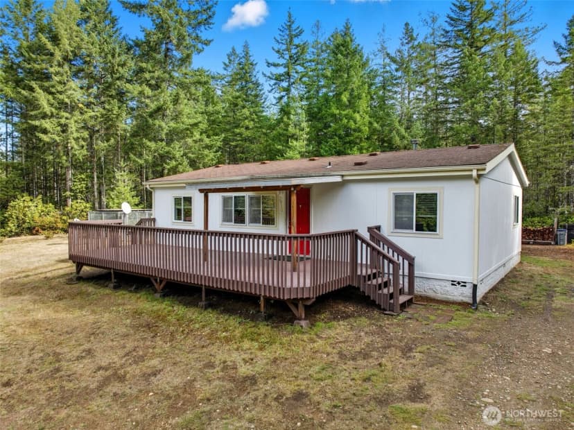 Property photo for 2930 Legend Lane Nw, Seabeck photo 3